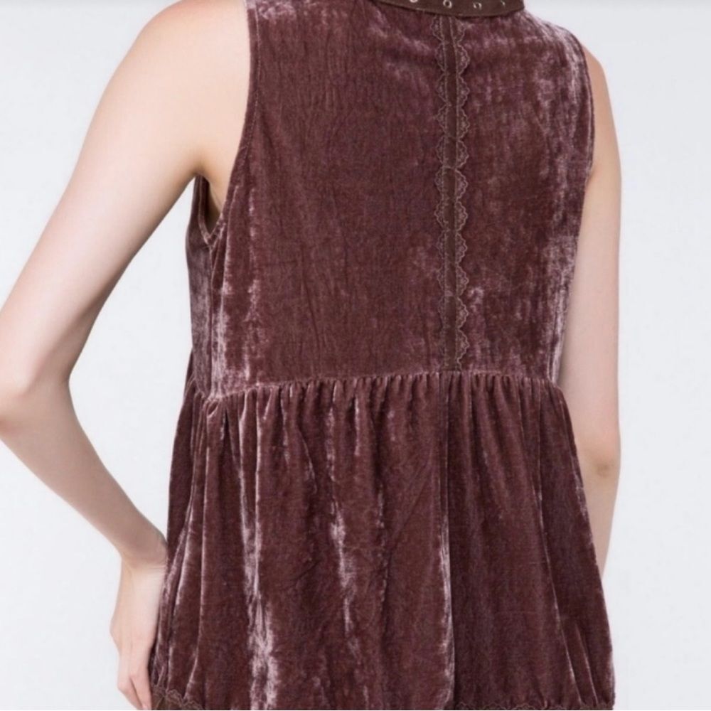 POL Velvet Lace Tunic Tank with Open Hole Border Brand New and Rare Find - Picture 3 of 6